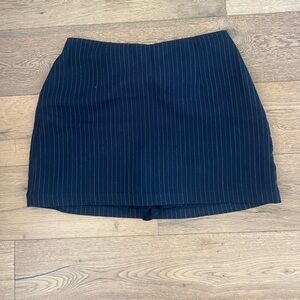 Abercrombie & Fitch Navy Pinstripe Pencil Skirt